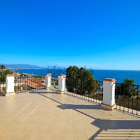 Stunning * Manilva